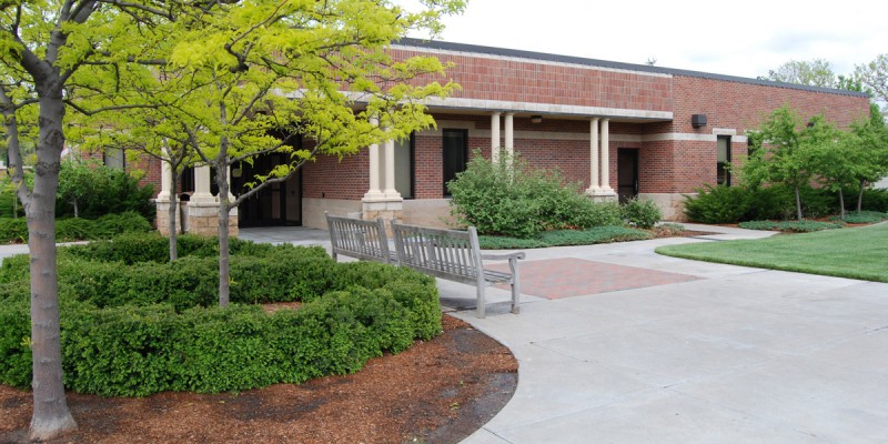 Marriage & Family Therapy Facility / Center on Family Living